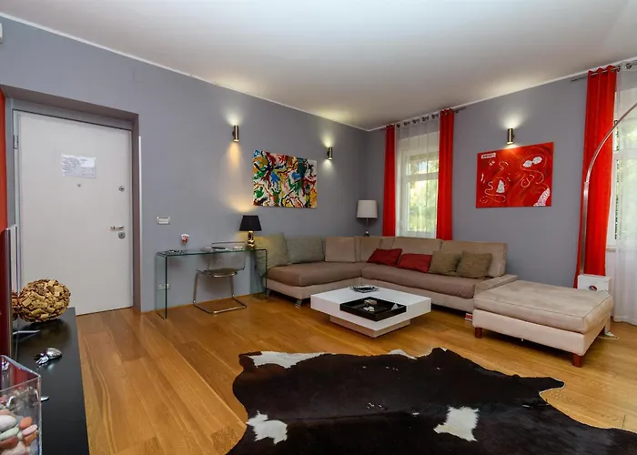 Mandria Apartment